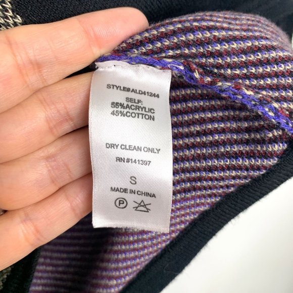 ASTR Geometric Tribal Bodycon Boho Knit Sweater Dress Sz S - Picture 7 of 8